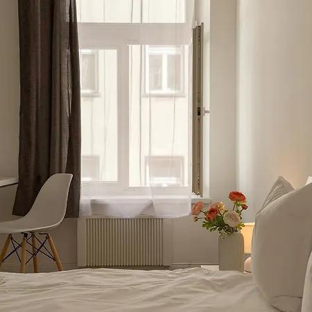 Real Living By Refa - New Town 411 شقة براغ